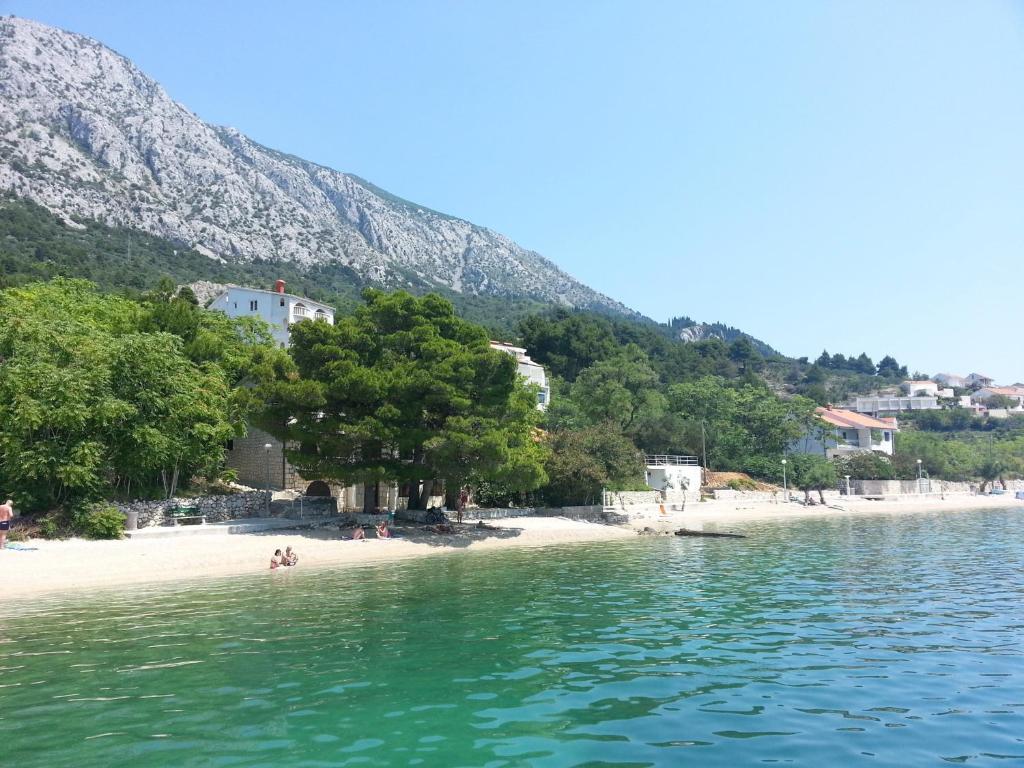 假日别墅公寓 Živogošće 外观 照片